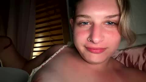 sassysquirtsmmm online show from March 2026 04:51:02 AM