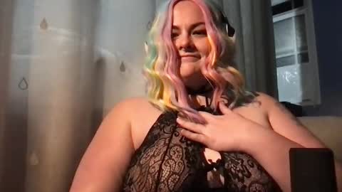Snapshot of sassysuzie chatting on October 2025 02:48:02 AM sassysuzie online show from October 2025 02:48:02 AM