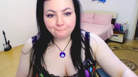 Snapshot of satans_guitar chatting on May 2026 01:25:02 AM Queen Of The Damned online show from May 2026 01:25:02 AM