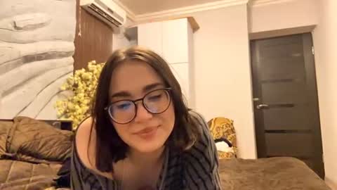 Ava online show from June 2026 05:29:01 PM