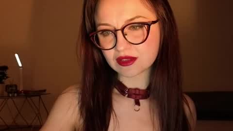 Lori online show from April 2026 08:15:01 PM