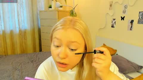 satinpresence online show from May 2026 05:03:02 AM