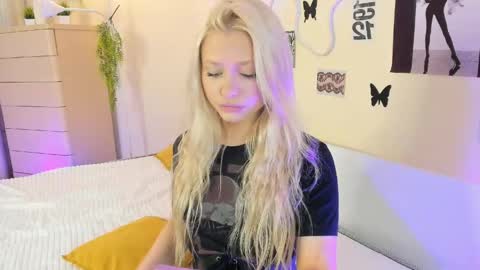 satinpresence online show from May 2026 05:27:02 AM
