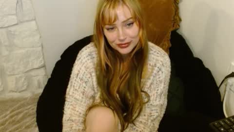 Snapshot of satrinarose chatting on November 2025 01:49:02 AM Rose online show from November 2025 01:49:02 AM