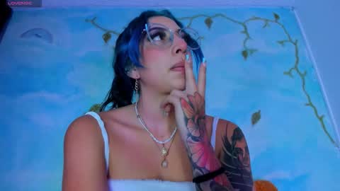 Snapshot of saturno_stone chatting on March 2026 03:45:01 AM Saturnooo online show from March 2026 03:45:01 AM