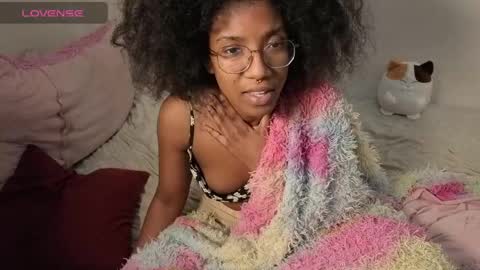 saturno_vibes online show from March 2026 10:04:02 AM