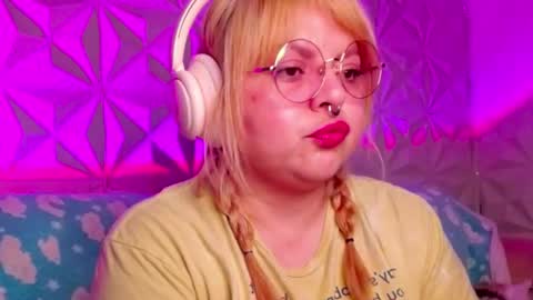 Gina George online show from October 2025 11:57:02 PM