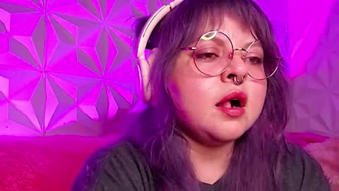 Gina George online show from October 2025 03:18:01 AM