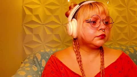 Gina George online show from May 2026 10:15:02 PM