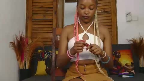 Snapshot of saucy_angels chatting on March 2025 10:52:01 AM Saucy online show from March 2025 10:52:01 AM