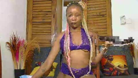 Snapshot of saucy_angels chatting on March 2025 11:48:01 AM Saucy online show from March 2025 11:48:01 AM