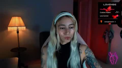 Snapshot of saucy_jenn1 chatting on January 2025 03:44:02 AM I AM JENN online show from January 2025 03:44:02 AM