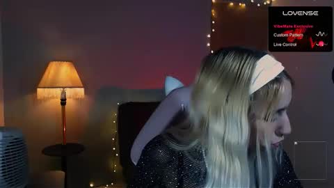 Snapshot of saucy_jenn1 chatting on January 2025 01:53:01 AM I AM JENN online show from January 2025 01:53:01 AM