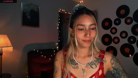 Snapshot of saucy_jenn1 chatting on February 2025 03:35:01 AM I AM JENN online show from February 2025 03:35:01 AM