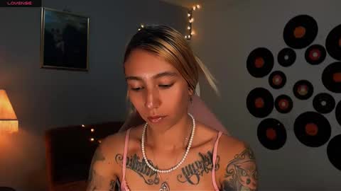 Snapshot of saucy_jenn1 chatting on March 2025 01:26:01 AM I AM JENN online show from March 2025 01:26:01 AM