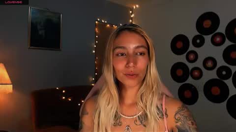 Snapshot of saucy_jenn1 chatting on March 2025 04:28:01 AM I AM JENN online show from March 2025 04:28:01 AM