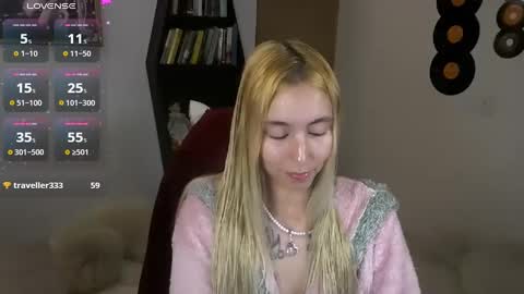 Snapshot of saucy_jenn1 chatting on September 2025 01:44:02 AM I AM JENN online show from September 2025 01:44:02 AM