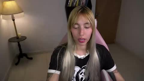 I AM JENN  online show from March 2026 03:25:02 AM