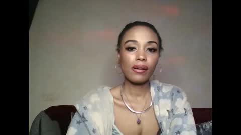Snapshot of saucy_shanice chatting on May 2026 12:08:01 AM Shaniiice online show from May 2026 12:08:01 AM
