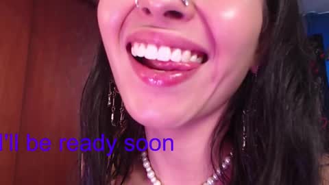 Snapshot of saucy_zaren chatting on March 2025 09:03:02 PM Zaren online show from March 2025 09:03:02 PM