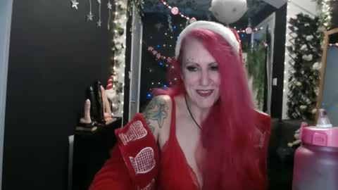 SaucySky online show from December 2024 11:57:02 PM