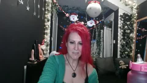 SaucySky online show from December 2024 11:28:02 PM