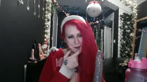 SaucySky online show from December 2024 10:13:02 PM