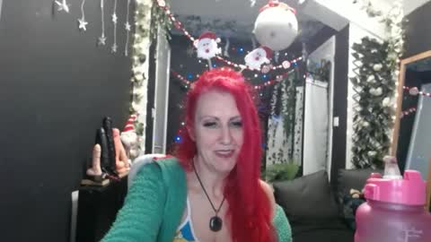 SaucySky online show from December 2024 12:44:02 AM