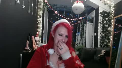 SaucySky online show from December 2024 09:22:02 PM
