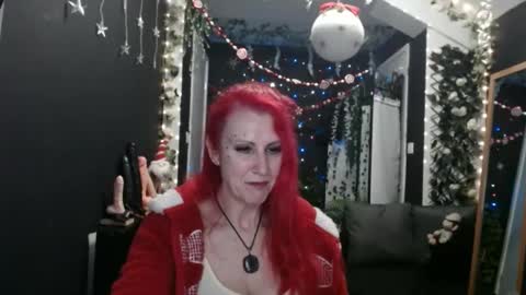 SaucySky online show from December 2024 12:14:02 AM
