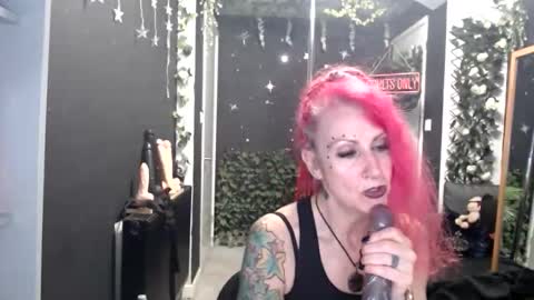 SaucySky online show from March 2026 10:02:02 PM