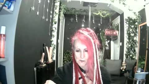 SaucySky online show from May 2026 09:20:02 PM