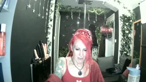 SaucySky online show from June 2026 07:11:01 AM