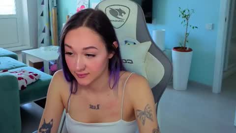 Ariel online show from April 2026 04:05:02 AM