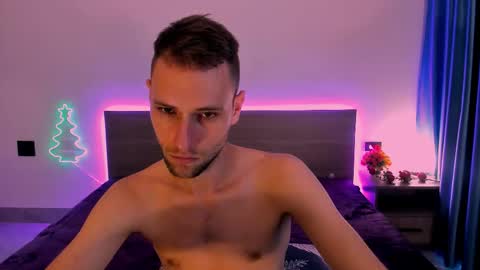 Snapshot of savak_hottie chatting on November 2025 09:20:02 AM Savak Laakem online show from November 2025 09:20:02 AM