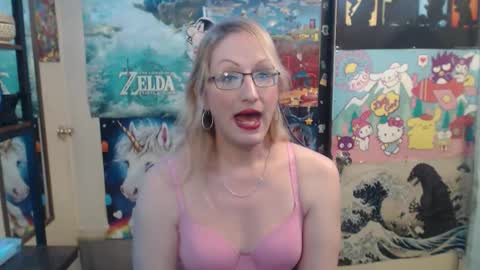 Snapshot of savanah_banana chatting on March 2026 09:32:02 PM Savanah online show from March 2026 09:32:02 PM