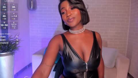 S a v a n n a h  online show from February 2025 02:12:01 AM