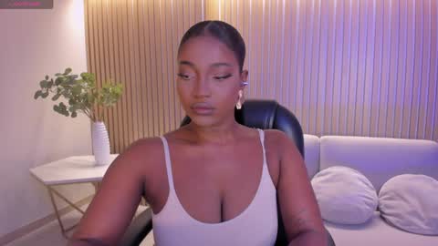 S a v a n n a h  online show from May 2026 10:44:01 AM