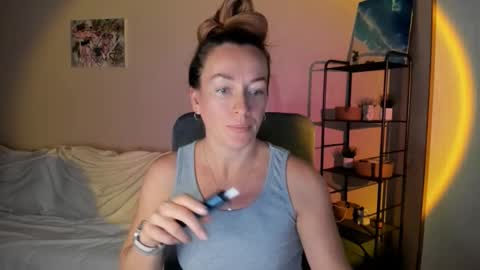 save the qween online show from October 2025 10:45:01 AM