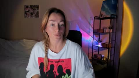 save the qween online show from October 2025 01:09:01 PM