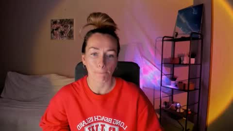 save the qween online show from October 2025 08:57:02 AM