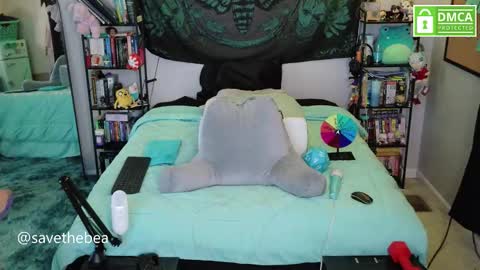 Bea online show from November 2025 06:57:01 PM