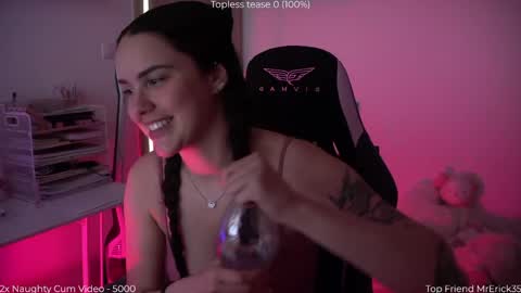 Naomi online show from May 2026 10:53:02 AM