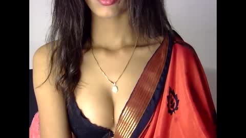 Snapshot of saxee_love chatting on January 2025 03:32:01 PM saxee online show from January 2025 03:32:01 PM