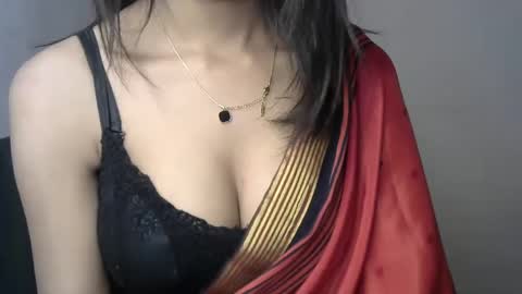 Snapshot of saxee_love chatting on February 2025 04:56:02 PM saxee online show from February 2025 04:56:02 PM