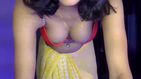 Snapshot of saxee_love chatting on June 2026 09:19:02 AM saxee online show from June 2026 09:19:02 AM