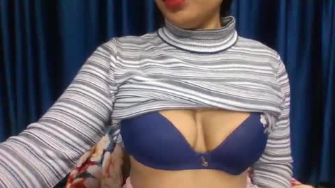 saxylady12 online show from January 2025 05:26:02 AM