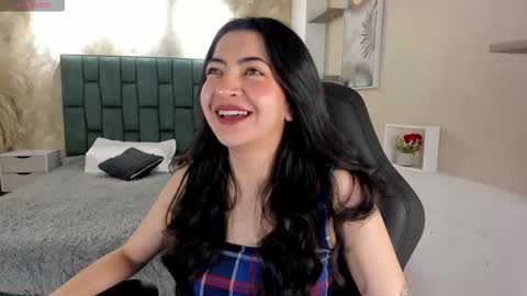 Saya Amaretto  online show from March 2026 09:30:01 PM