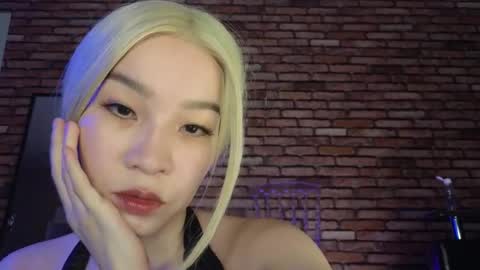 Snapshot of saya_lin chatting on November 2025 10:12:01 PM Saya online show from November 2025 10:12:01 PM