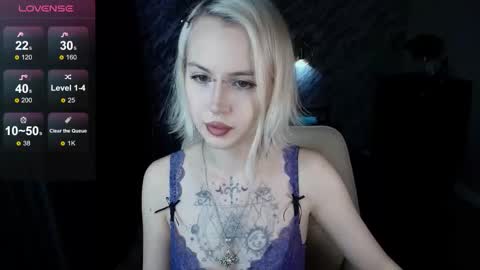 Snapshot of saykoblade chatting on November 2025 01:15:01 AM Anges online show from November 2025 01:15:01 AM